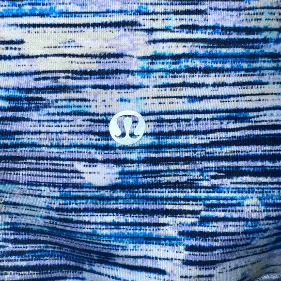 Lululemon Women Wunder Under Blurry Belle Blue Abstract Cropped Leggings Size 4? - Picture 4 of 5
